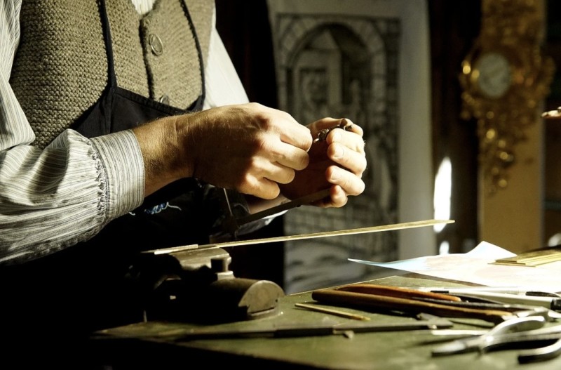 Root Jewelery Luxusuhren